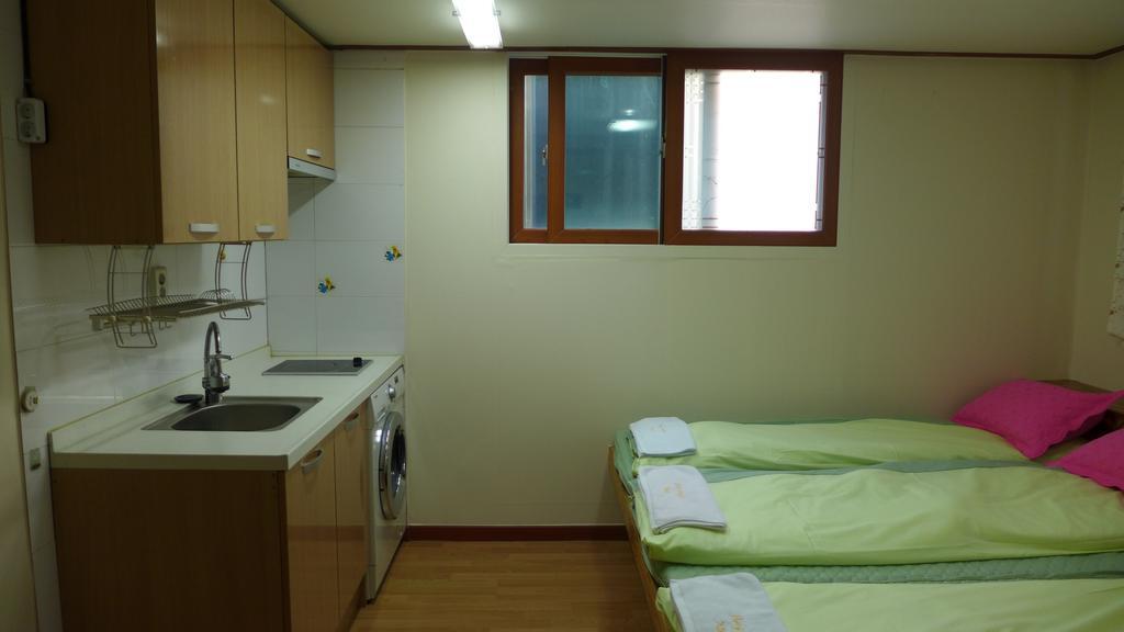 Albergue Bong Backpackers Seúl Habitación foto